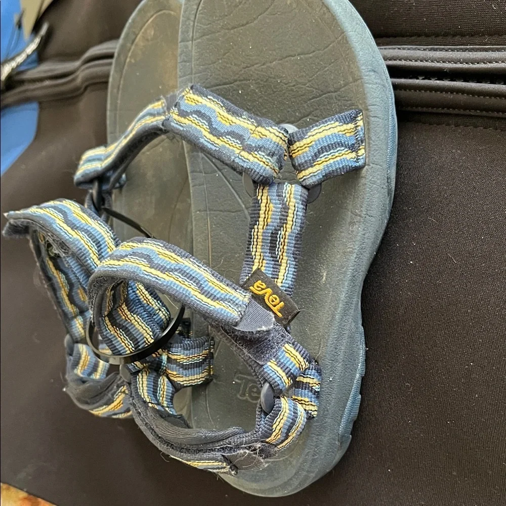 Teva Kids' Navy and Yellow Sandals - Picture 3 of 6